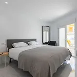 Del Mar Centre With Sea Views *