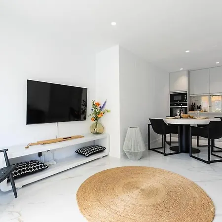 Del Mar Centre With Sea Views Holiday home